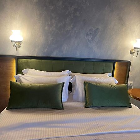 Petrino Hotel Palaios Panteleimonas Ngoại thất bức ảnh