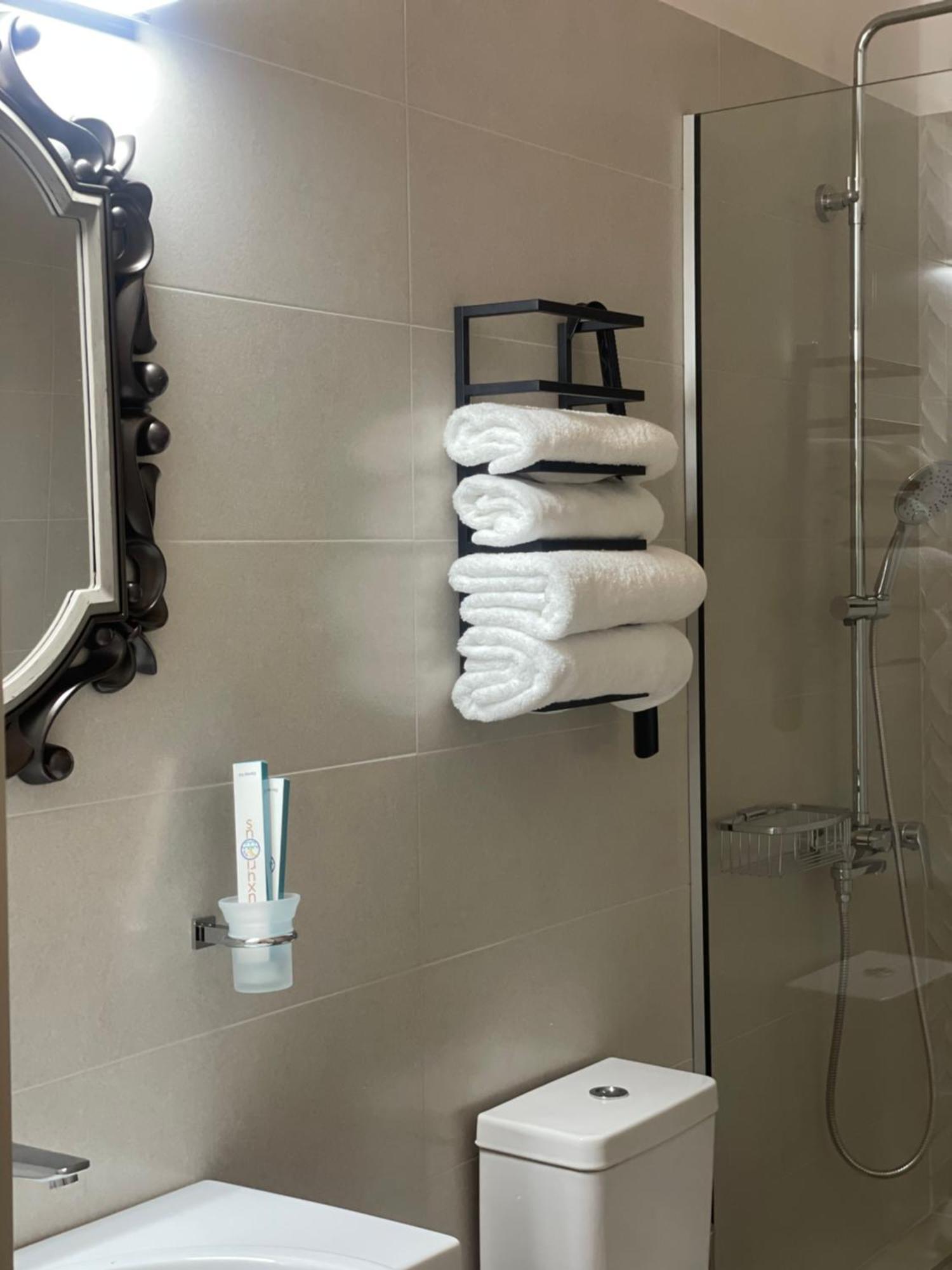 Petrino Hotel Palaios Panteleimonas Ngoại thất bức ảnh