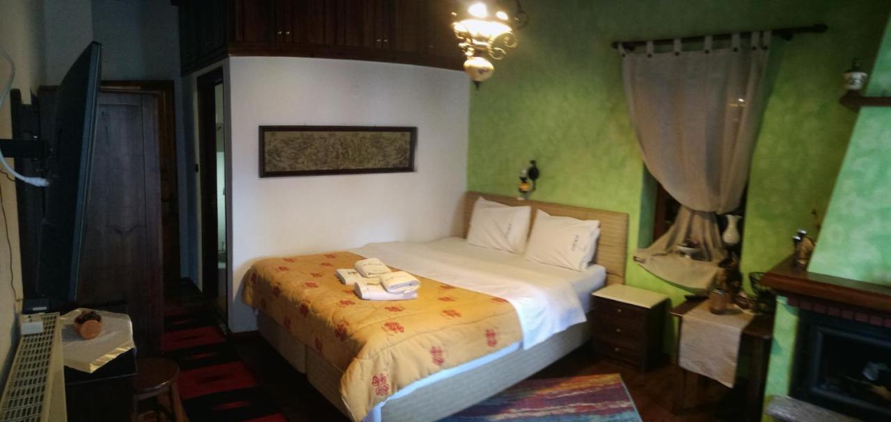 Petrino Hotel Palaios Panteleimonas Ngoại thất bức ảnh